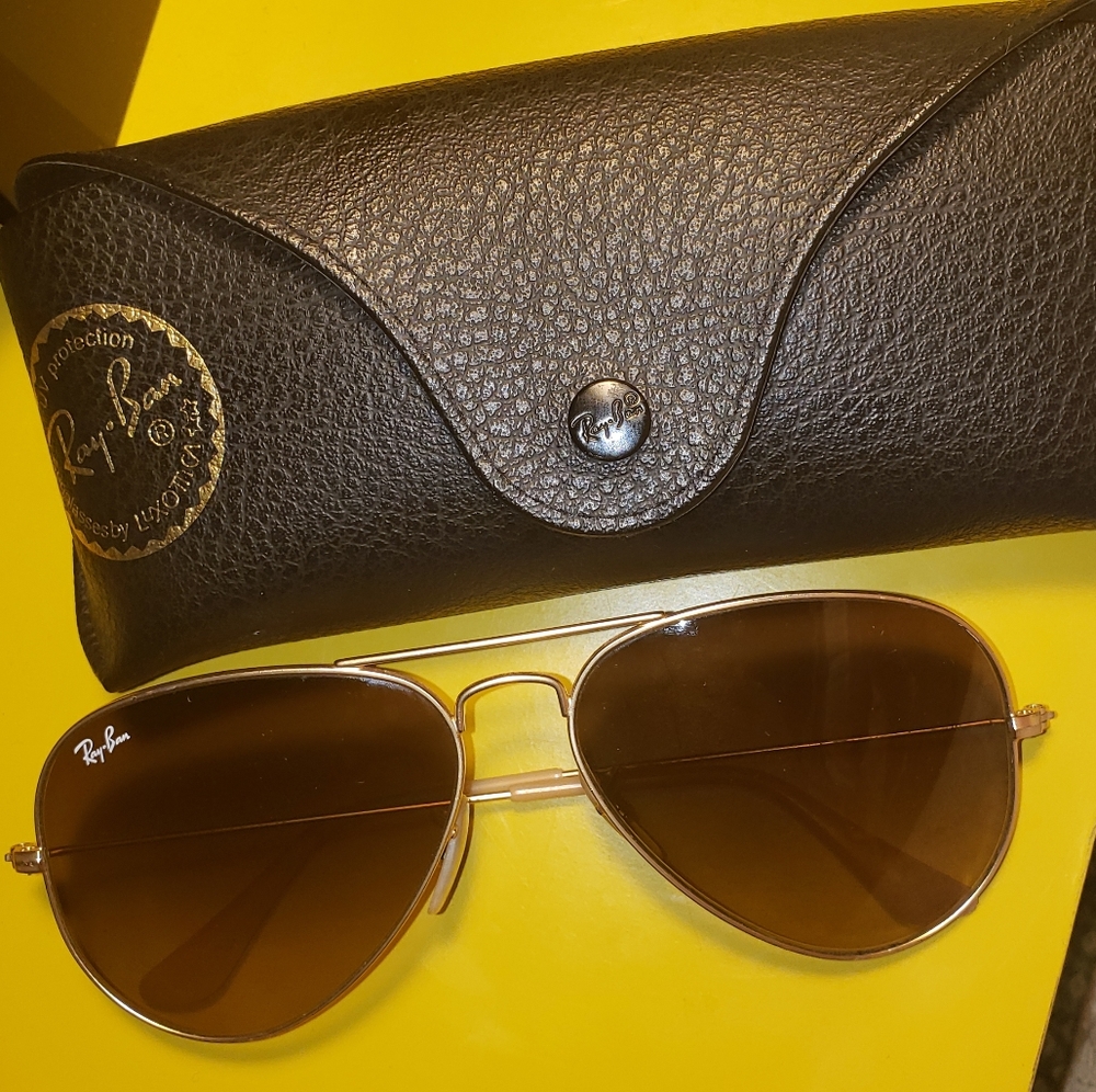 RayBan Aviator Gradient Sunglasses with case